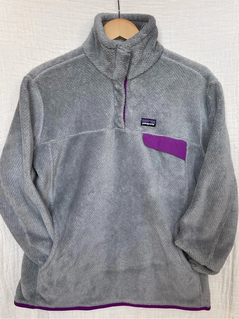 Patagonia Women's Re-Tool Snap-T Fleece Pullover Grey / Purple XL